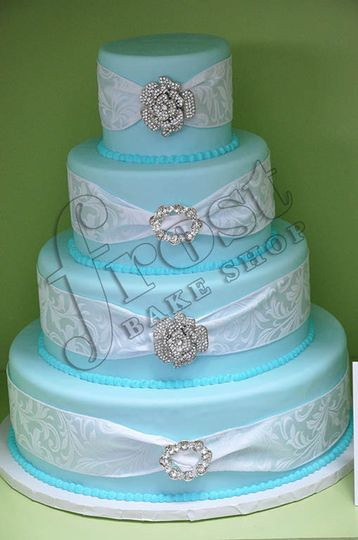 Memphis Wedding Cakes
 Frost Bake Shop Wedding Cake Collierville TN