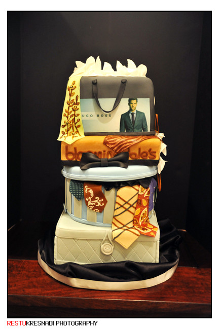 Men Wedding Cakes
 Men’s Tie Wedding Cake