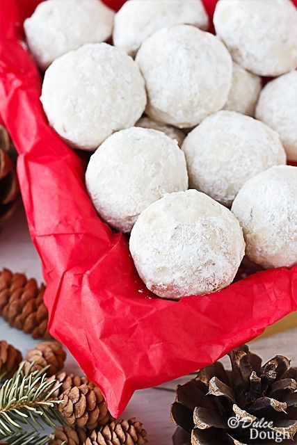 Mexican Wedding Cakes Without Nuts
 Russian Teacakes Recipe