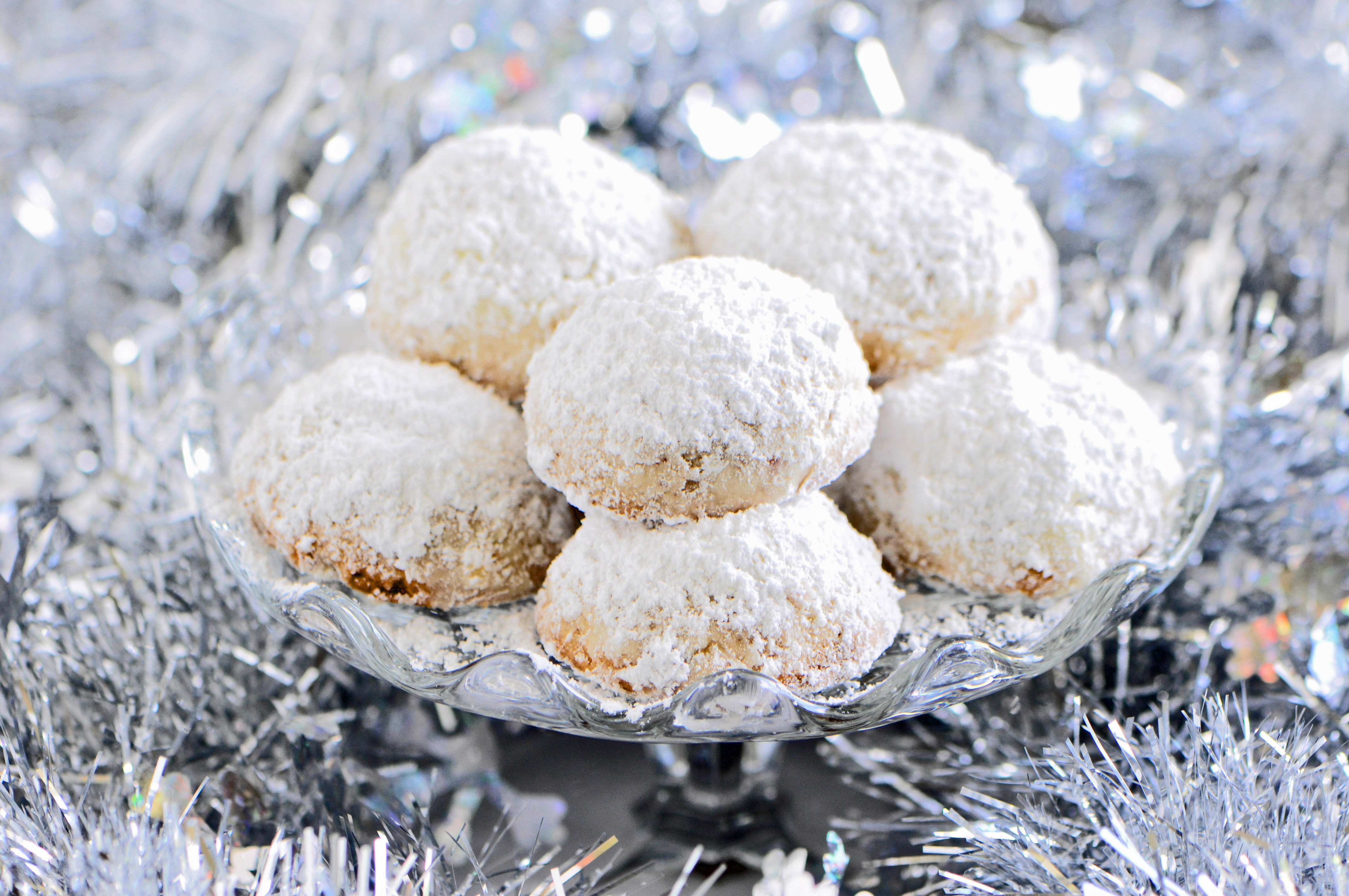 Mexican Wedding Cookies Recipe
 Christmas Cookie Countdown and Mexican Wedding Cookie
