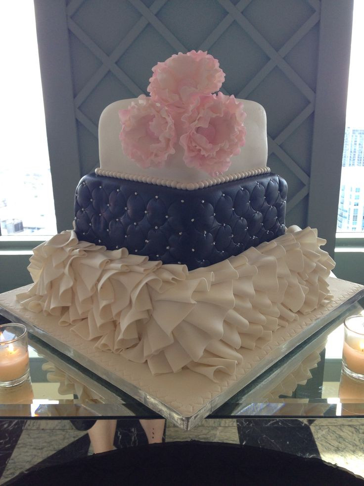 Miami Wedding Cakes
 Beautiful Wedding Cake FIFTY Ultra Lounge Wedding