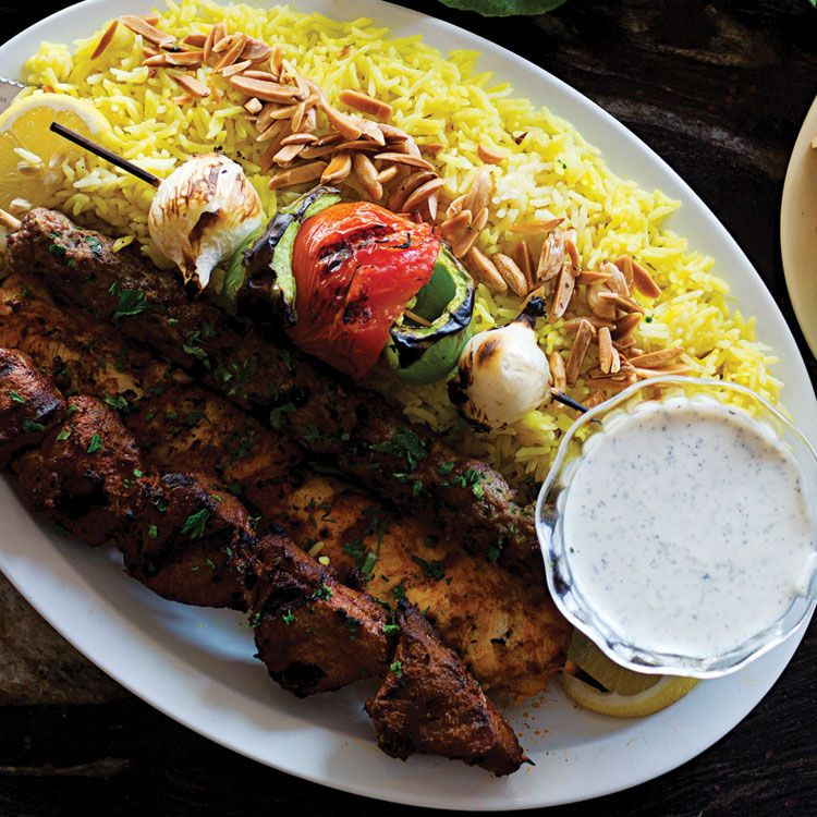 Middle Eastern Garlic Sauce Recipes
 Shish Taouk Spiced Chicken Kebabs with Garlic Yogurt