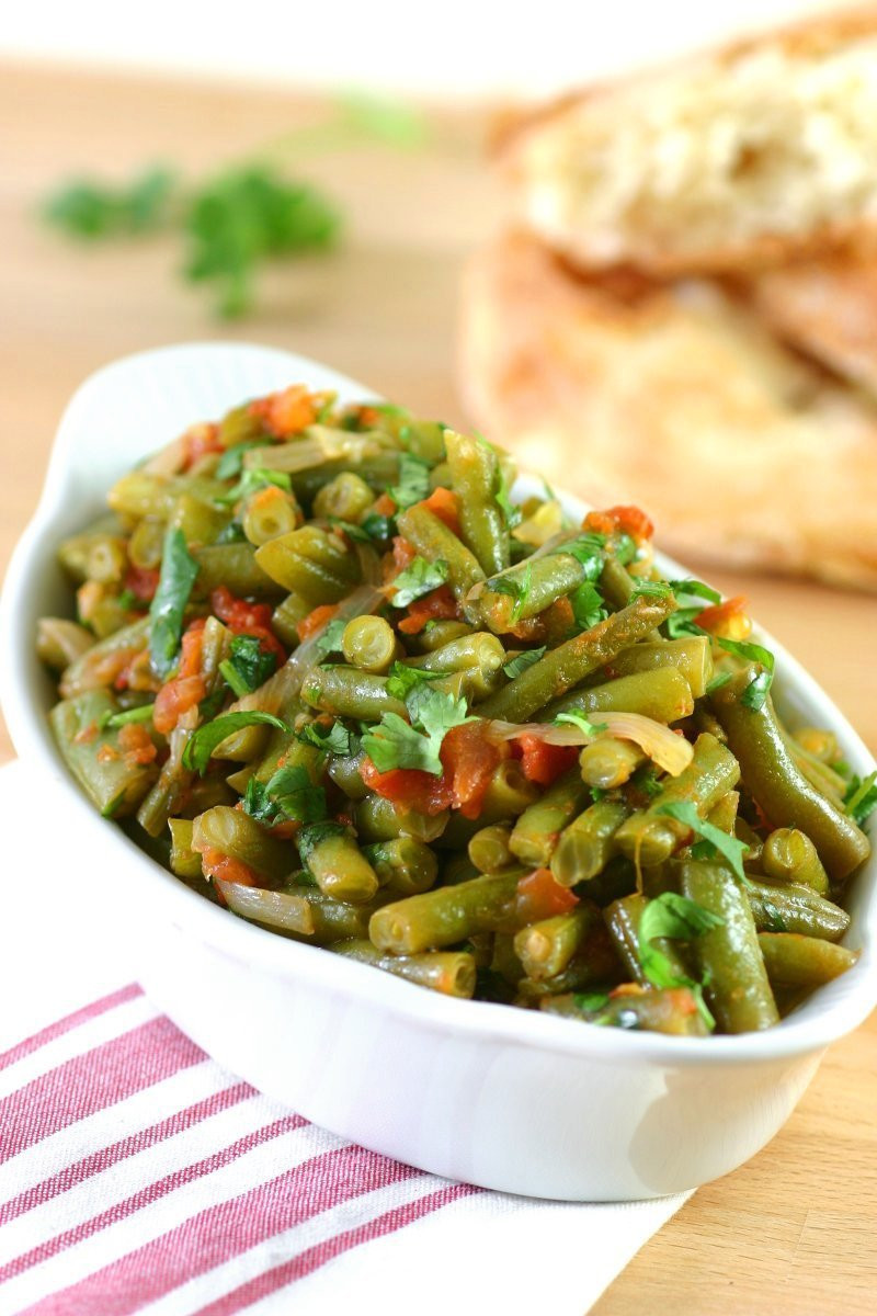 Middle Eastern Side Dishes
 Stewed Green Beans Fasoolya bi Zayt