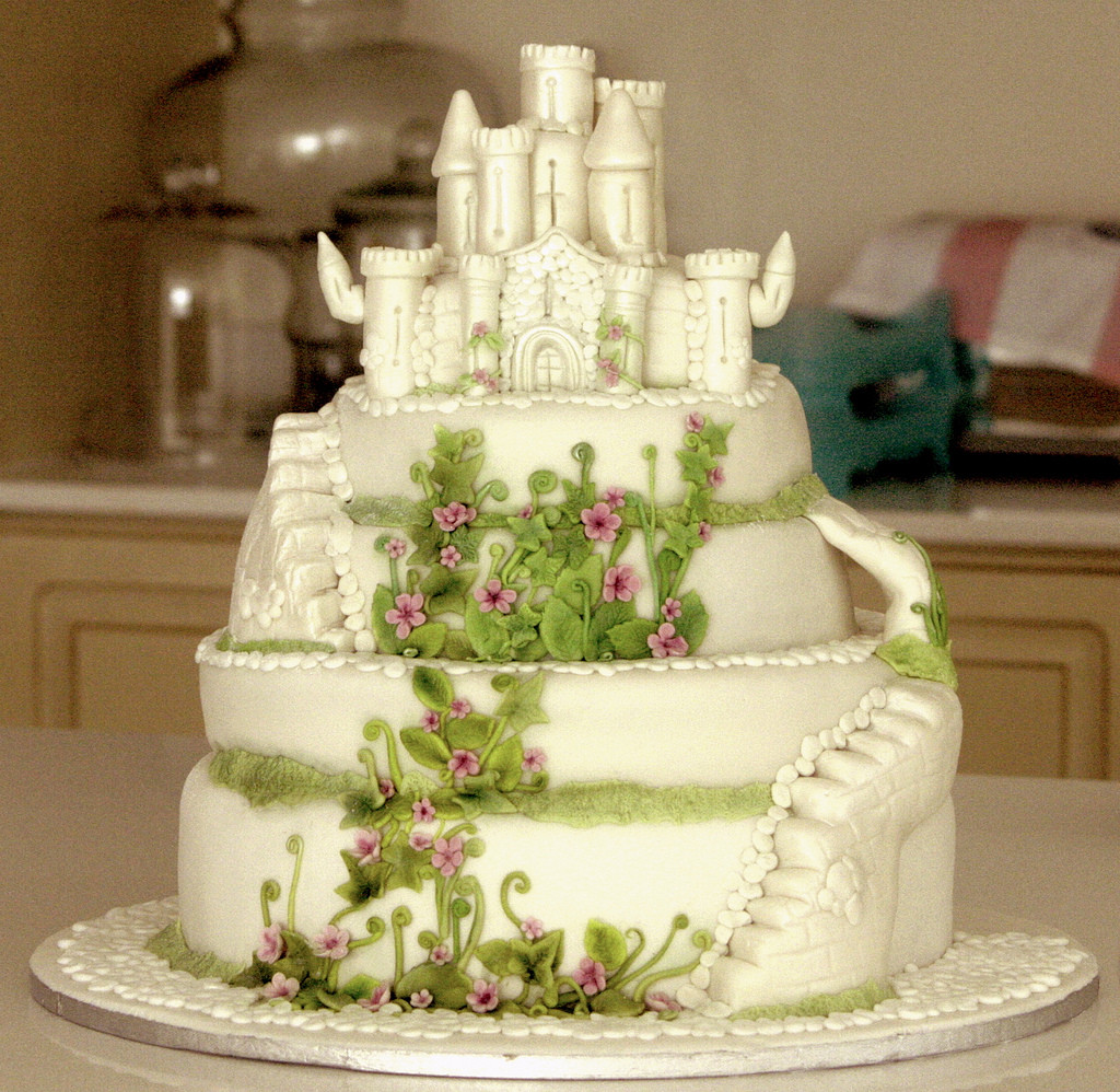 Midevil Wedding Cakes
 me val castle cake