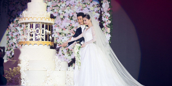 Million Dollar Wedding Cakes
 WATCH See the $31 Million Wedding of China’s Kim and