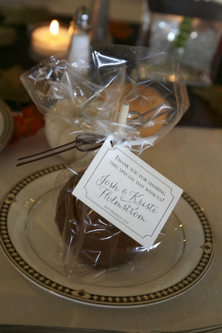 Mini Caramel Apples Wedding Favors
 fall wedding favors caramel apples Beautiful Fall