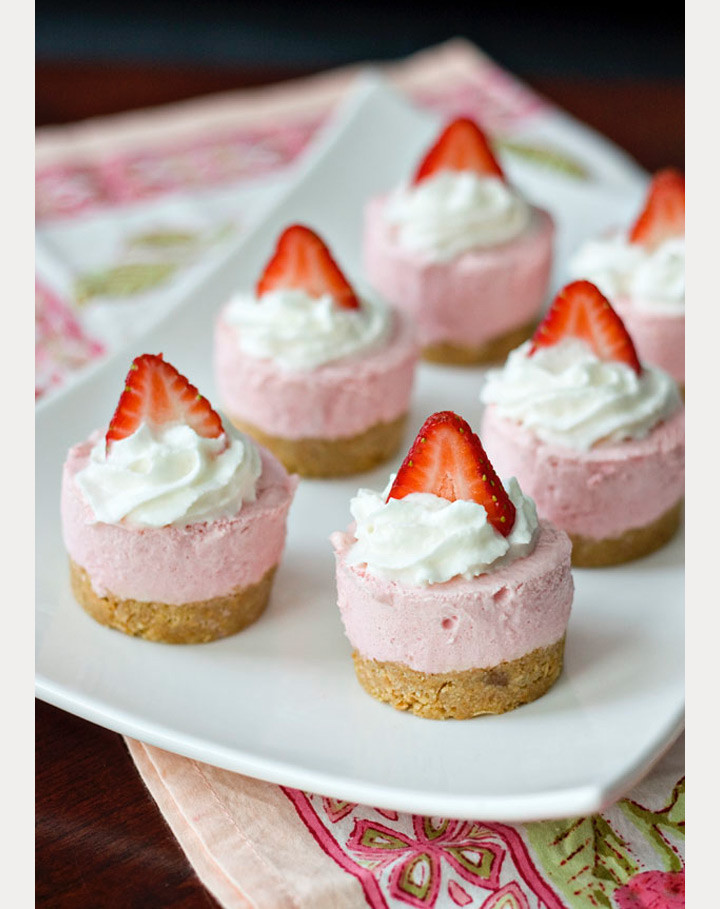 Mini Desserts For Wedding
 Mini Wedding Desserts You re Gonna Love Mon Cheri Bridals