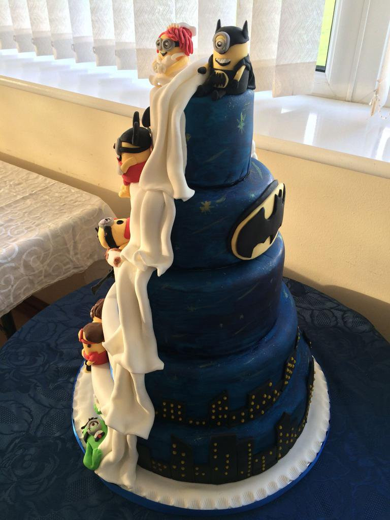 Minion Wedding Cakes
 Donna Corr on Twitter "Yesterdays wedding cake half