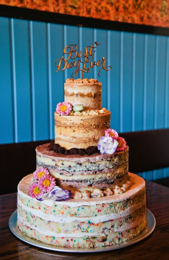 Momofuku Wedding Cakes
 Momofuku Gelato al biscotto and Torte da matrimonio on