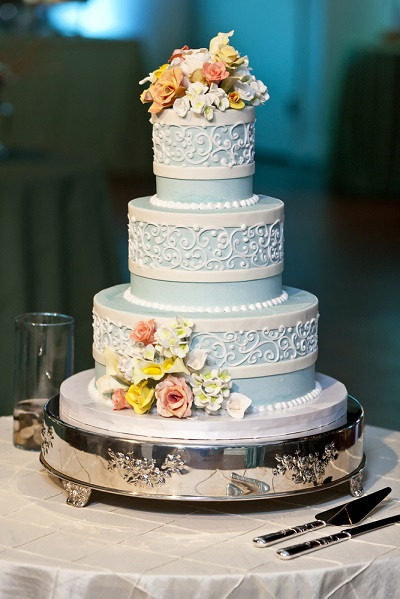 Most Popular Wedding Cakes
 8 Most Popular Wedding Cake Flavors of 2014