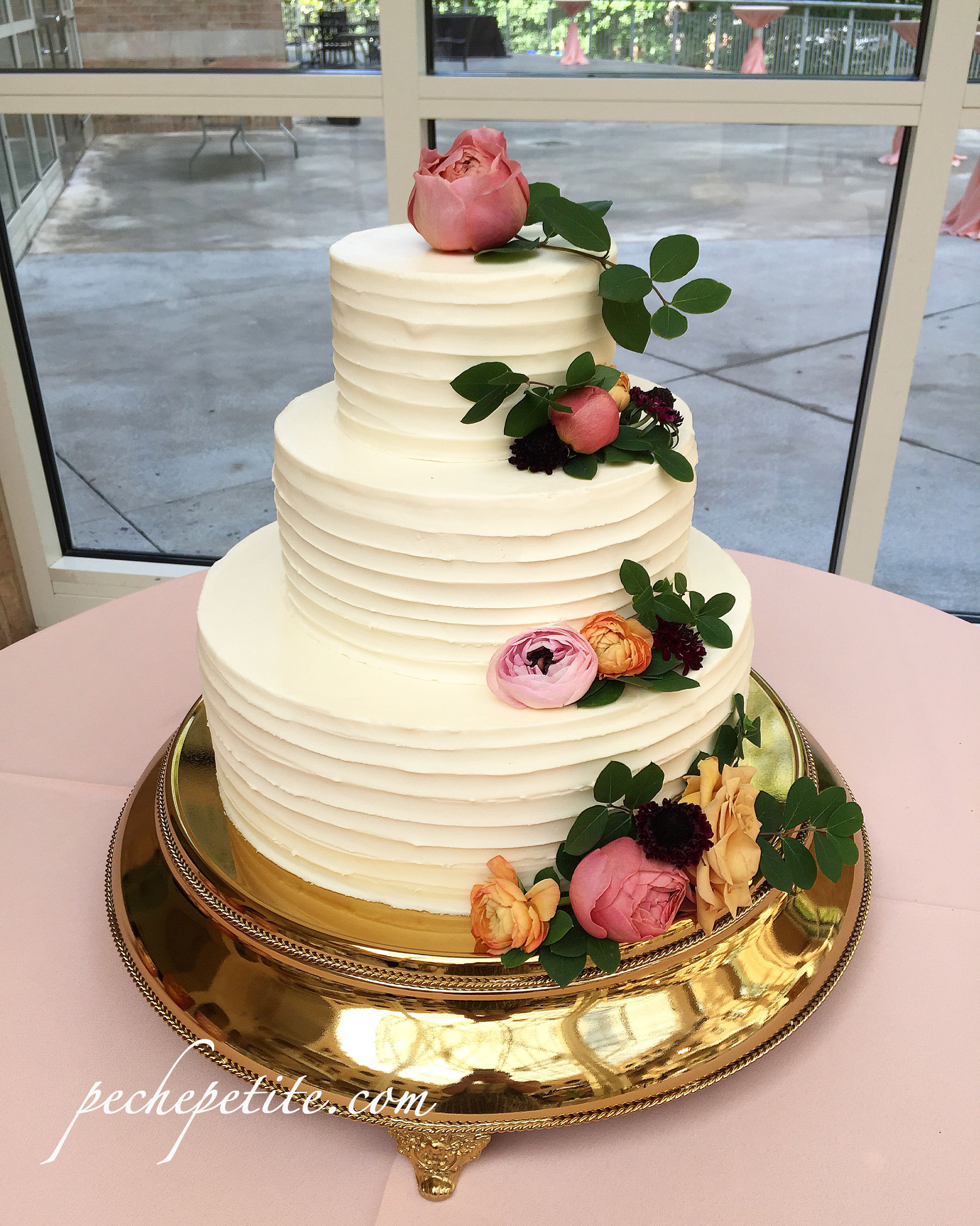 Most Popular Wedding Cakes
 Pêche Petite’s Most Popular Wedding Cake