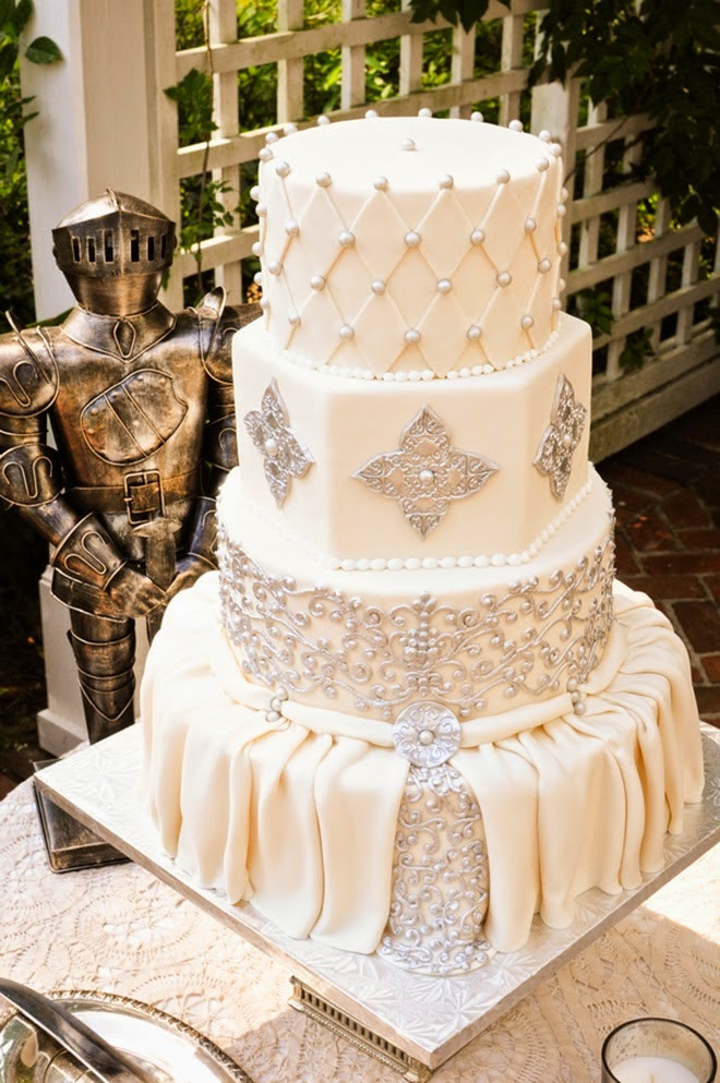 Most Popular Wedding Cakes
 Best Wedding Cakes of 2014 Belle The Magazine