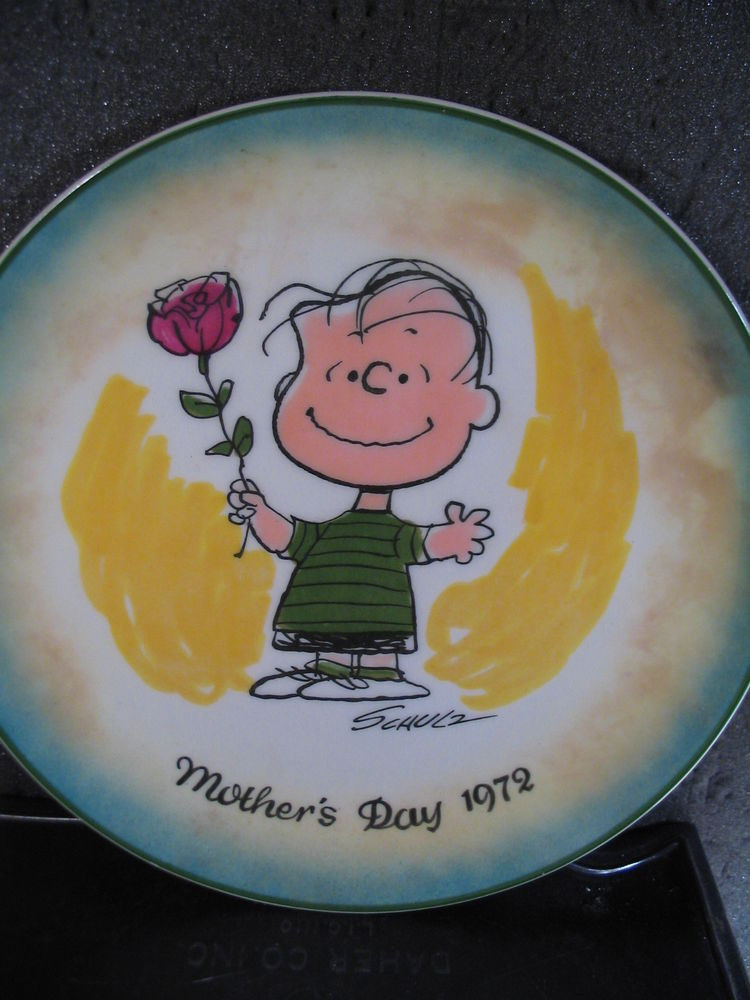 Mother'S Day Dessert
 Schmid Schultz PEANUTS 1972 MOTHER S DAY PLATE Linus w
