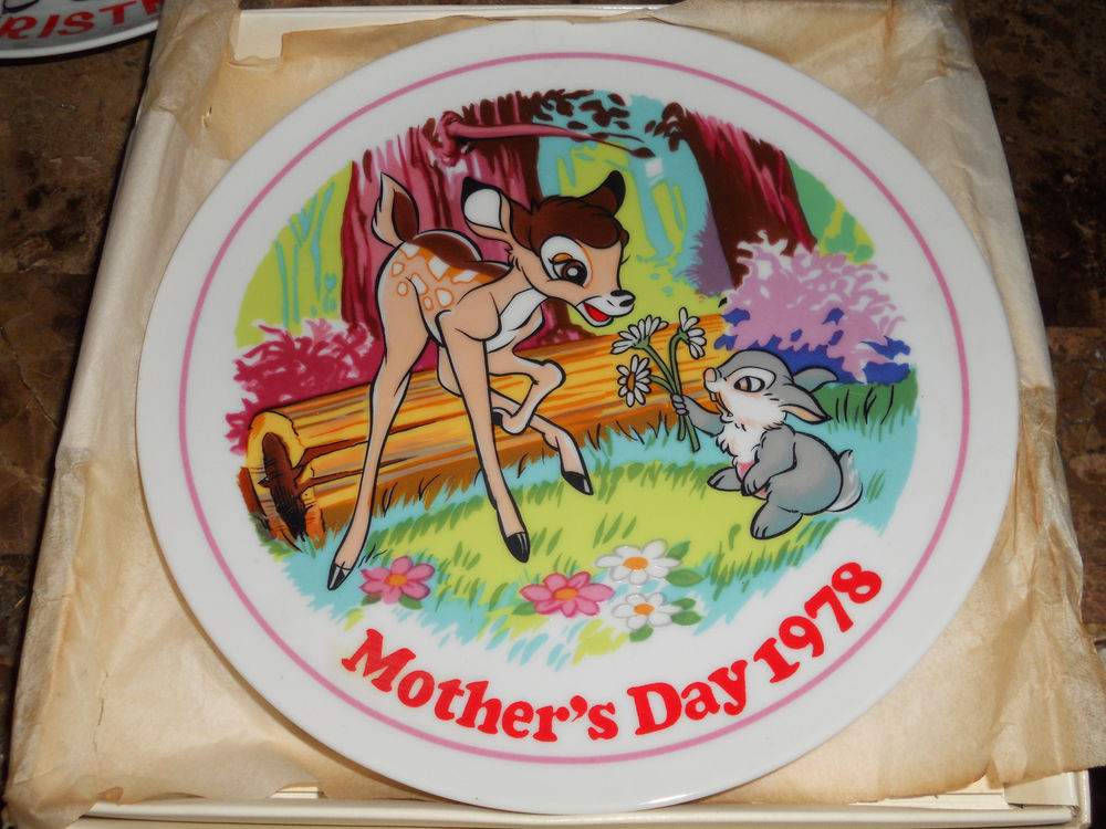 Mother'S Day Dinner
 Schmid Walt Disney Mother s Day Collectible Plate 1978
