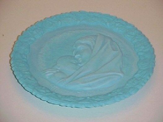 Mother'S Day Dinners
 FENTON BLUE SATIN MOTHER S DAY 1971 COLLECTOR PLATE