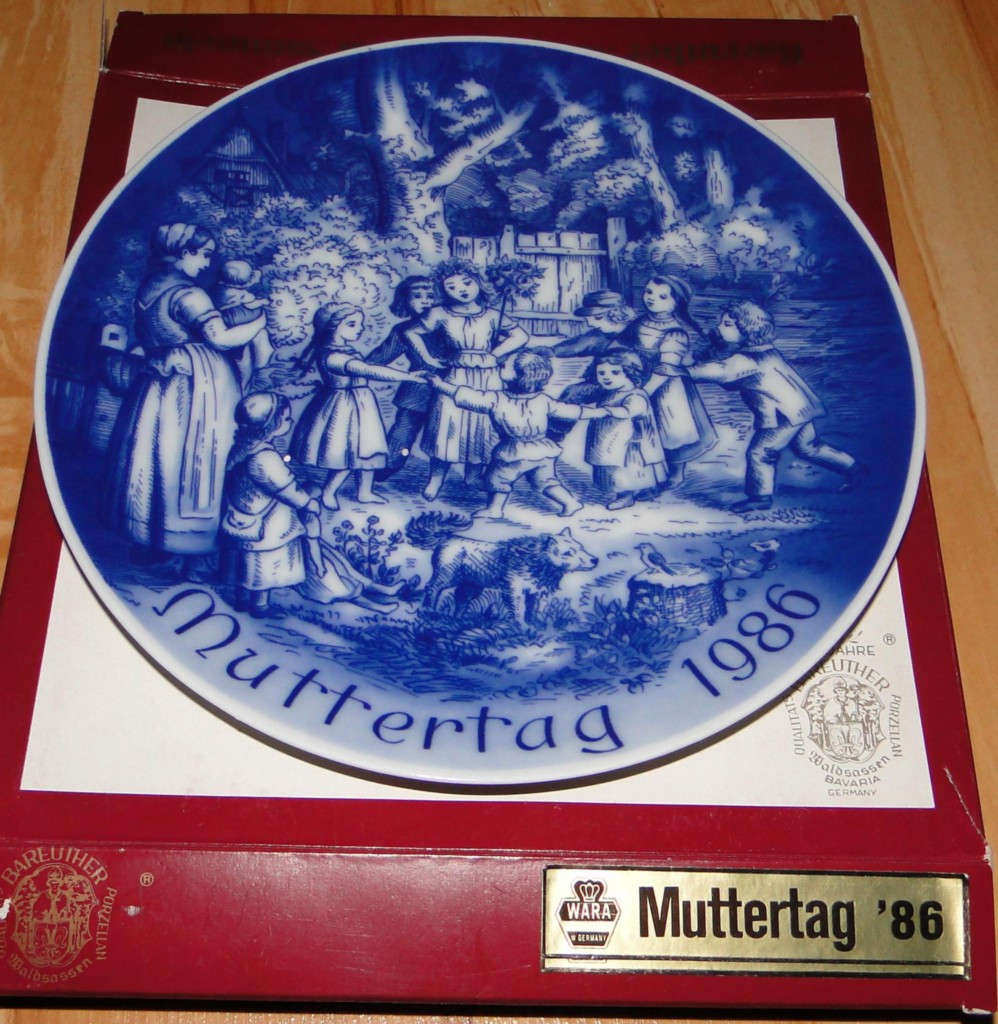 Mother'S Day Dinners
 1986 Mother s Day MUTTERTAG Bareuther Bavaria Plate