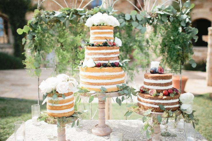 Multiple Wedding Cakes
 1000 ideas about Multiple Wedding Cakes on Pinterest