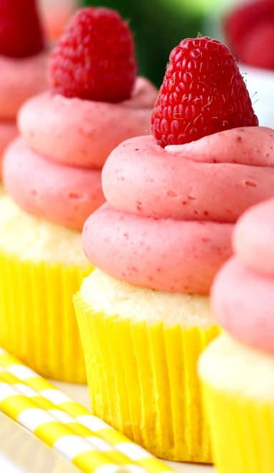 My Cafe Summer Raspberry Cake Recipe
 Best 25 Raspberry lemonade cupcakes ideas on Pinterest