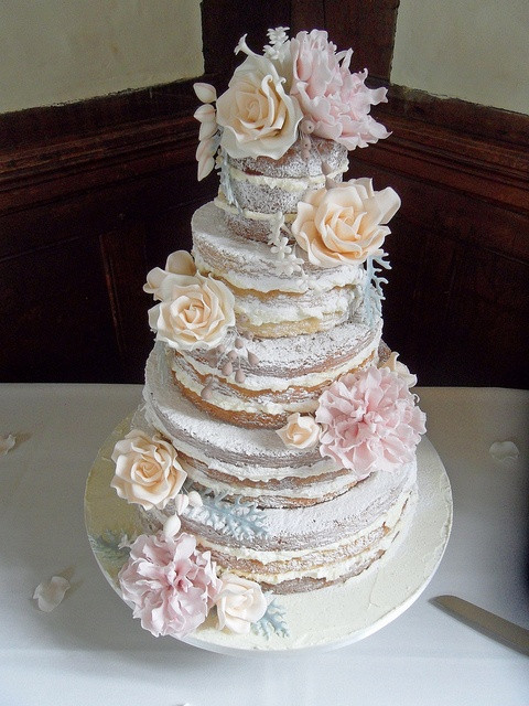 Naked Cakes Wedding
 cakes