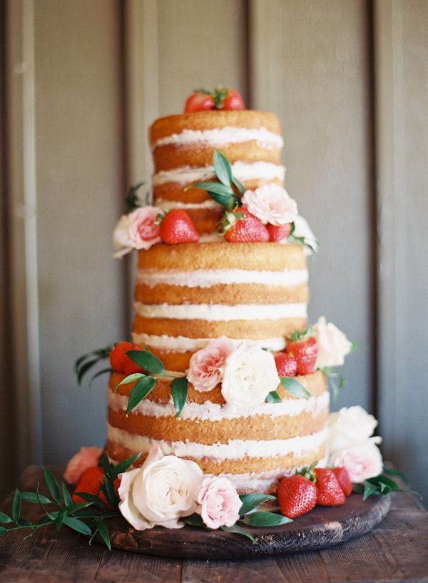 Naked Wedding Cake Recipes
 20 Delightful Wedding Cake Ideas for the 1950s Loving