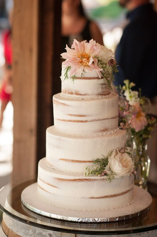 Nature Wedding Cakes
 Natural Green and Grey Wedding in California