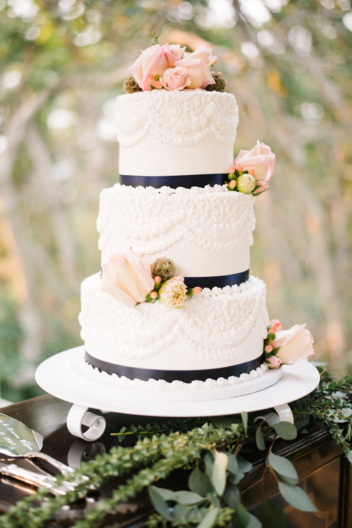 Nautical Wedding Cakes
 A Nautical Wedding Cake Jenna Bechtholt graphy