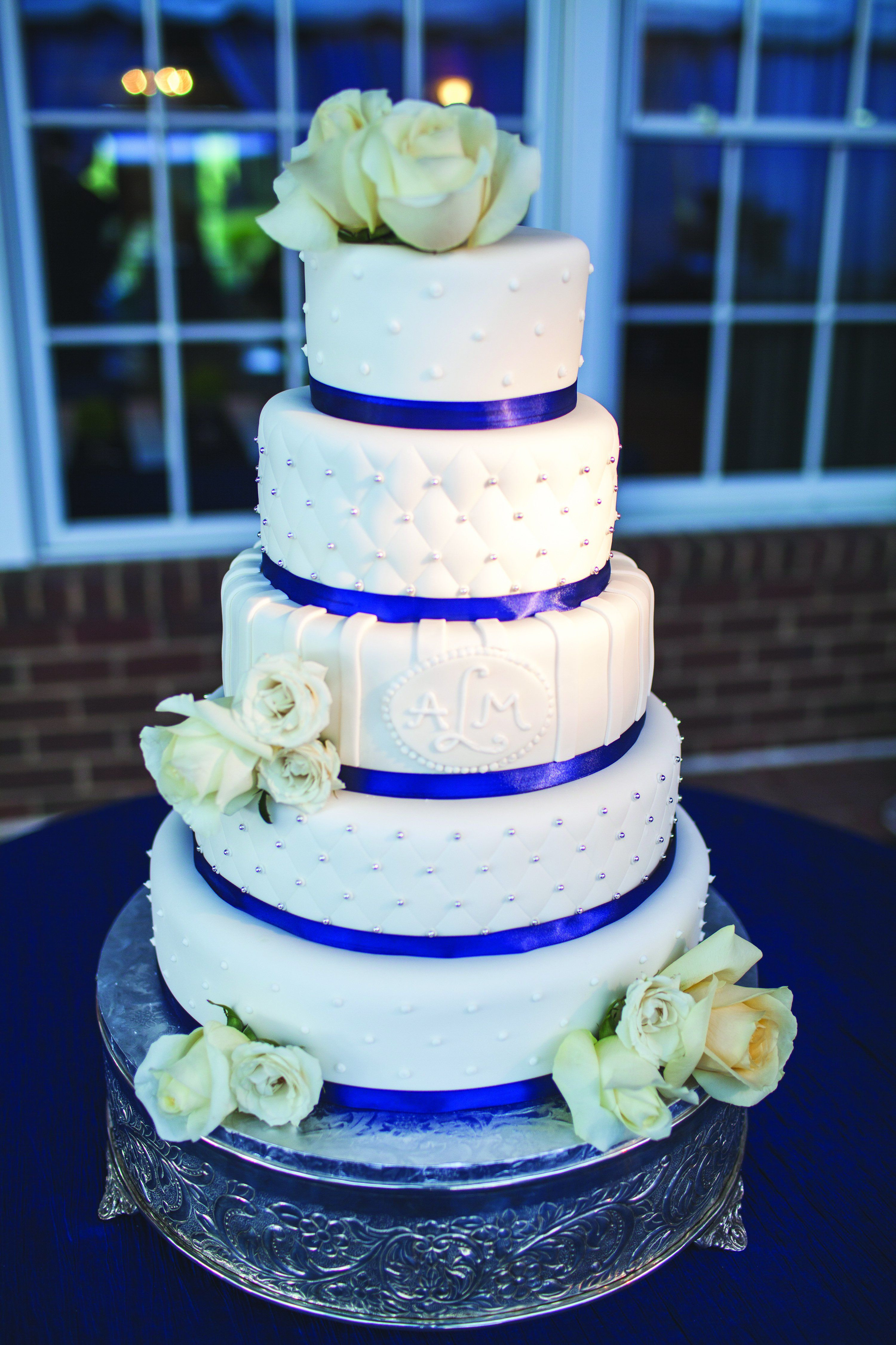 Navy Blue And White Wedding Cake
 Navy Blue and White Wedding Cake