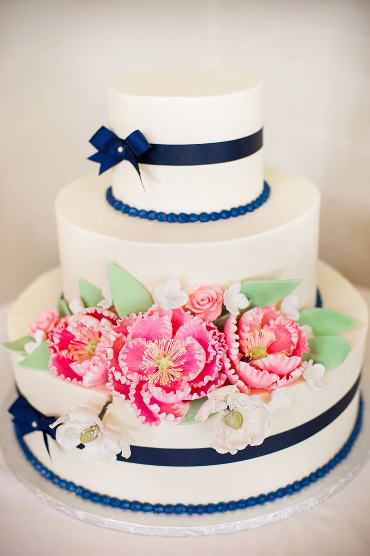 Navy Blue And White Wedding Cake
 Navy Blue and White Wedding Cake