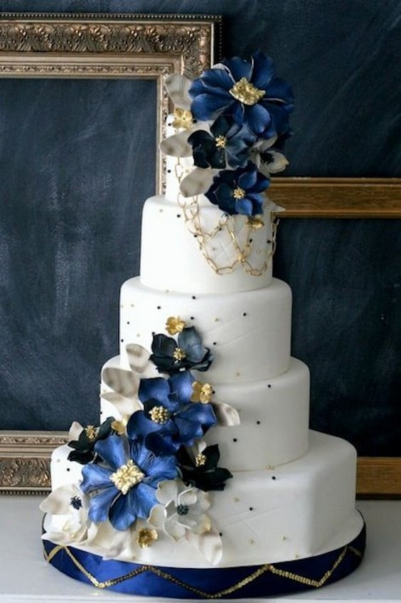 Navy Blue And White Wedding Cake
 40 Pretty Navy Blue and White Wedding Ideas