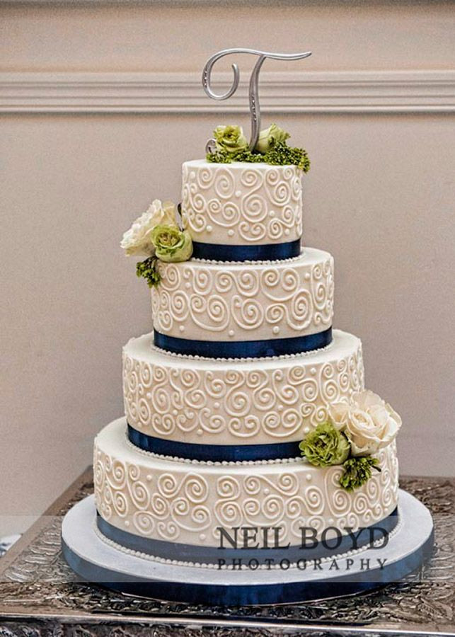 Navy Blue Wedding Cakes
 White and navy blue wedding cake Wedding cake topper