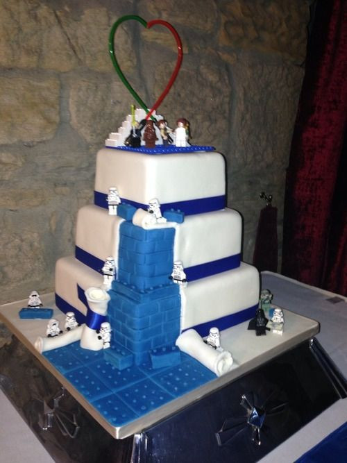 Nerdy Wedding Cakes
 26 Nerdy Wedding Cakes to Geek Out Over