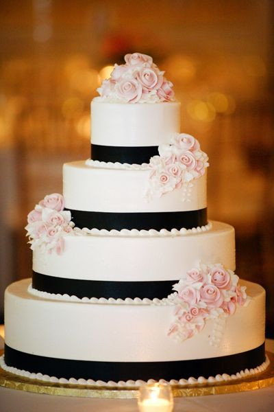 Nice Wedding Cakes
 Nice wedding cake Create the atmosphere of elegance with