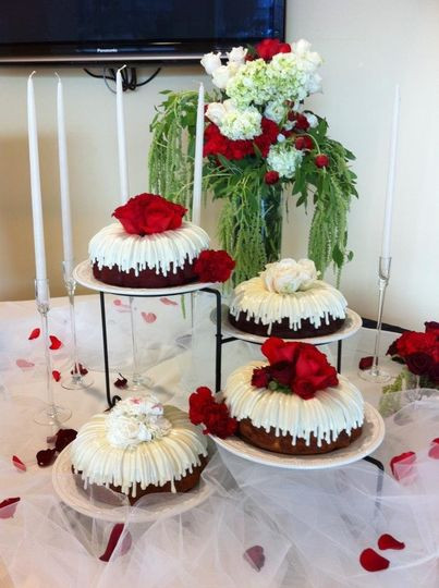 Nothing Bundt Cake Wedding Cake
 Nothing Bundt Cakes Wedding Cake Corte Madera CA