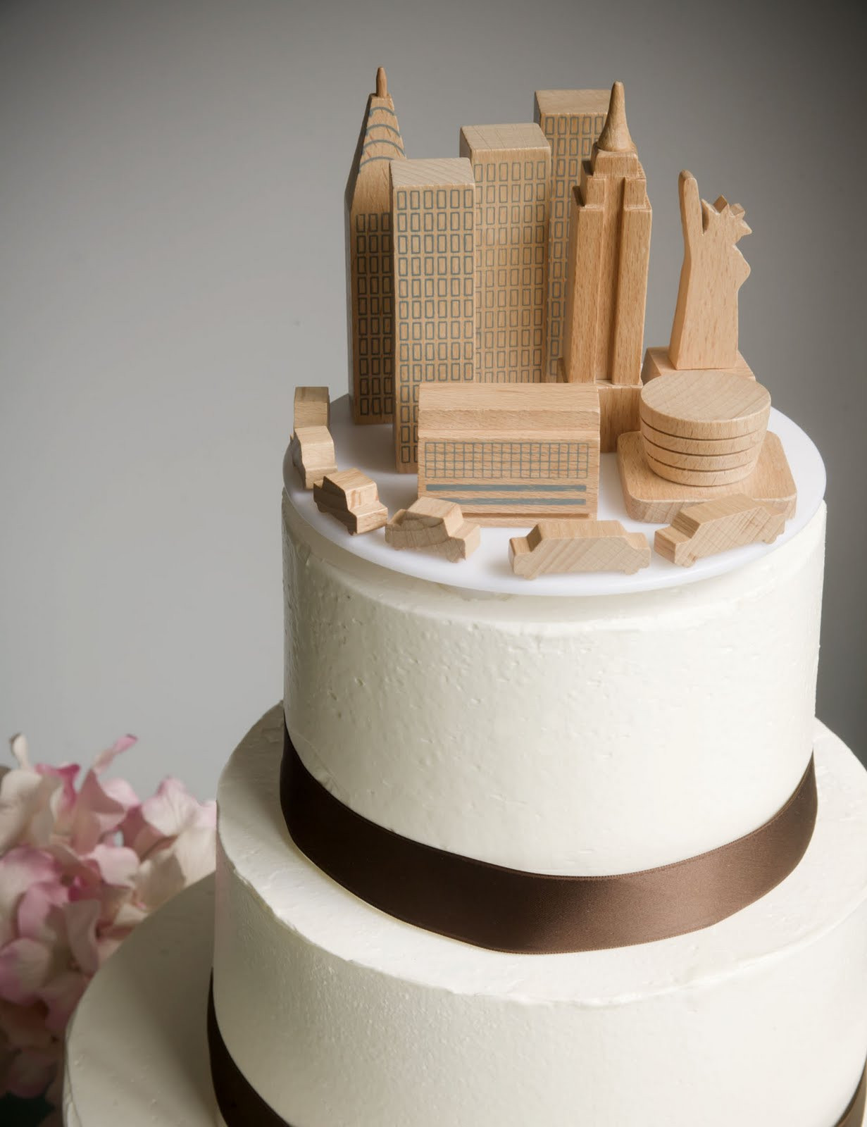 Nyc Wedding Cakes
 A Simple Cake Wedding Cake Topper NYC Skyline