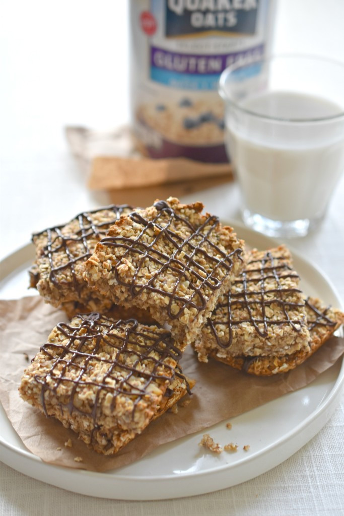 Oatmeal Breakfast Bars Healthy
 Homemade Oatmeal Breakfast Bars Fork and Beans