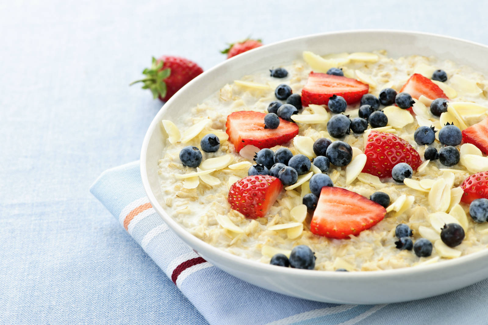 Oatmeal Healthy Breakfast
 Breakfast Ideas for Weight Loss Read This & Never Start