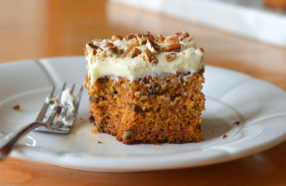 Organic Carrot Cake
 Organic carrot cake wholemeal spelt Britt s 350g