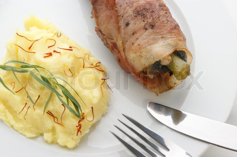 Organic Mashed Potatoes
 Grilled chicken bacon roll with organic mashed potato