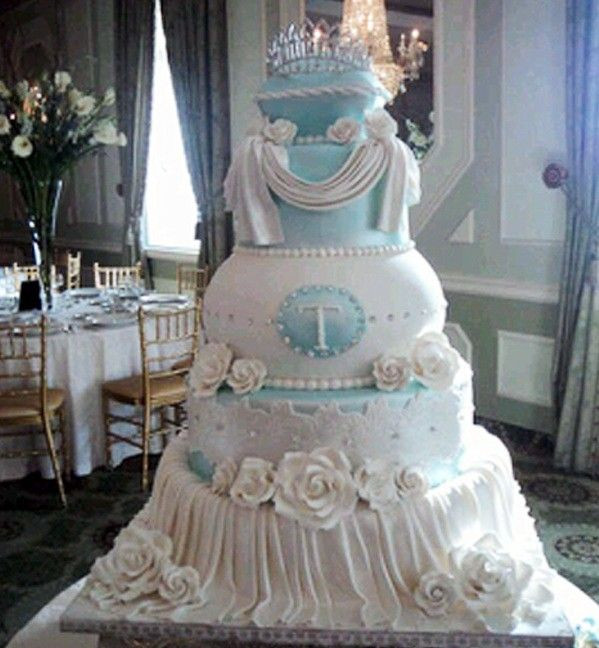 Over The Top Wedding Cakes
 Disney themed Wedding cake TOTALLY OVER THE TOP in size