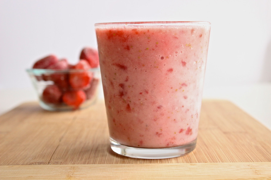 Panera Smoothies Healthy
 Copycat Panera Strawberry Smoothie Recipe That s Ready in