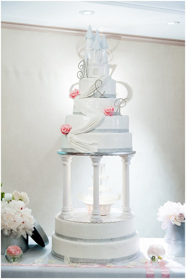 Paris Wedding Cakes
 Lavish Paris wedding with Michael Jackson Dance Show