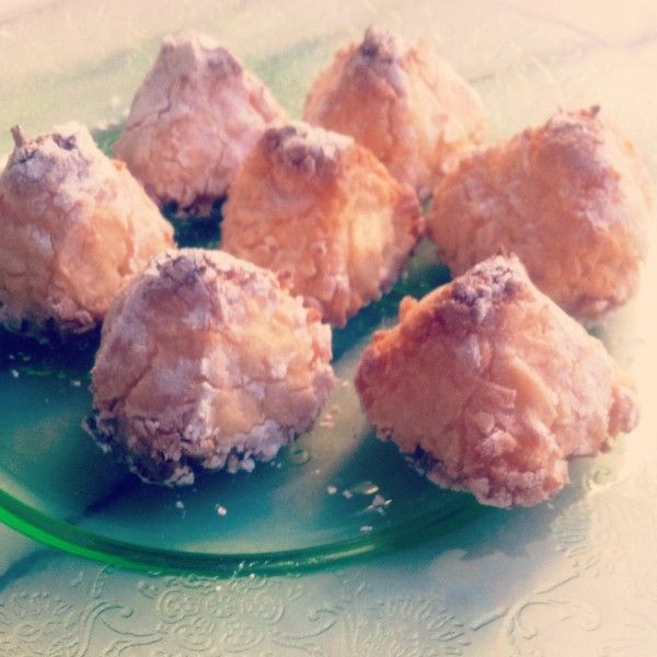 Passover Coconut Macaroons
 17 Best images about Macaroon Me on Pinterest