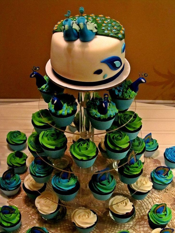 Peacock Wedding Cake With Cupcakes
 Peacock Cupcake Wedding Cake blomwedding