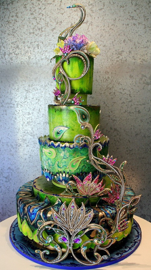 Peacock Wedding Cakes
 5 Peacock Theme Wedding Cakes