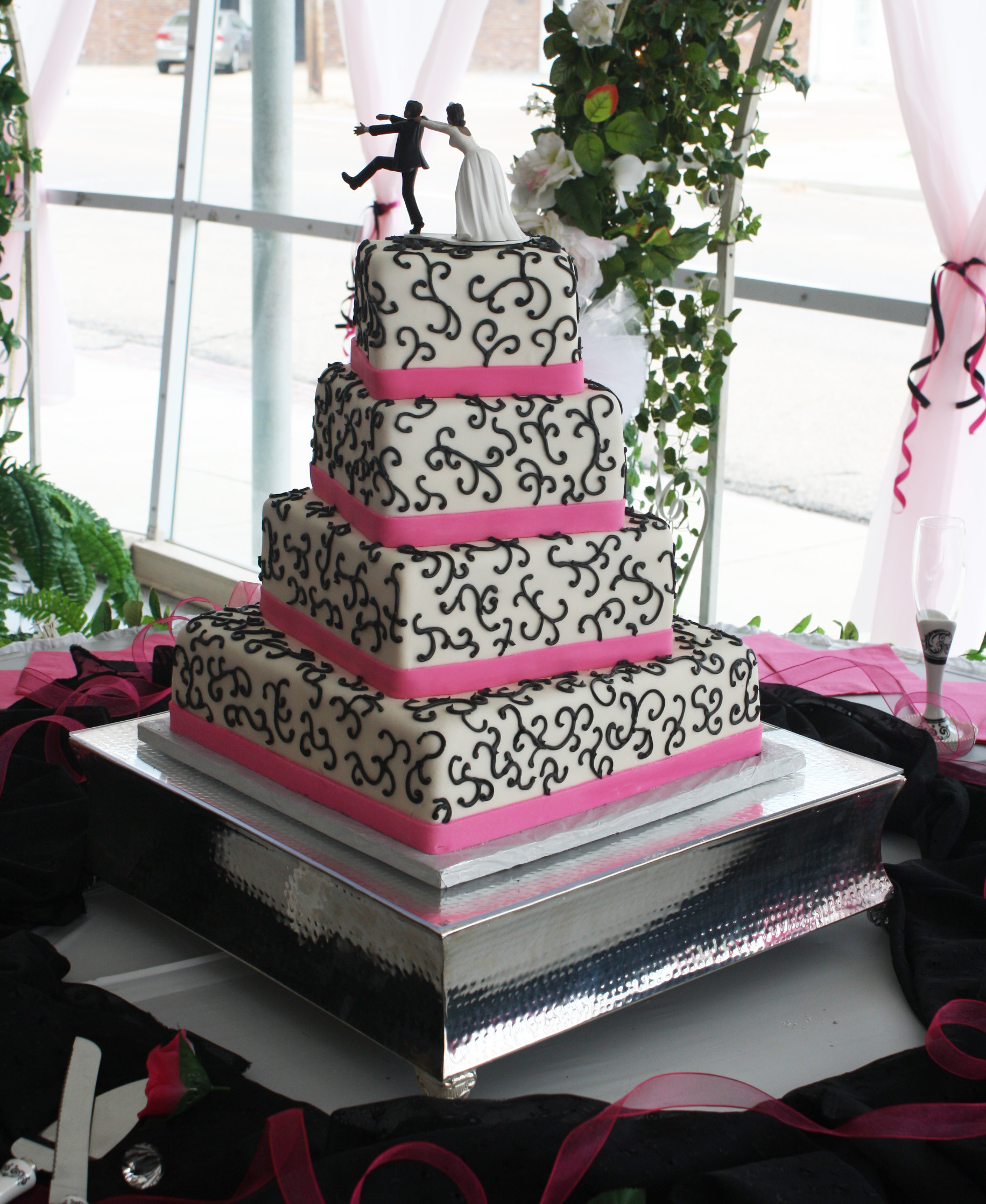 Pink And Black Wedding Cakes
 Hot Pink & Black Wedding Cake