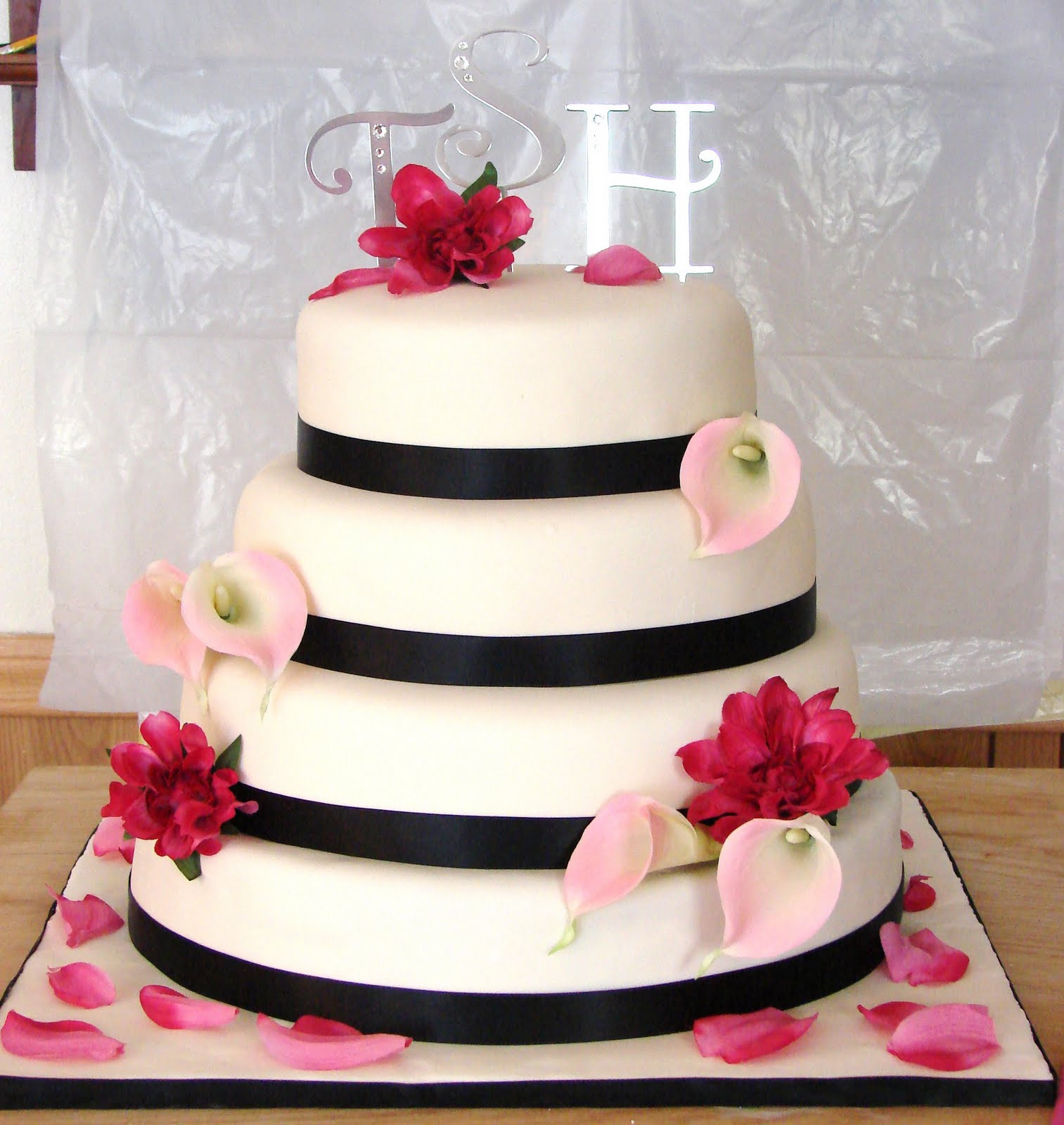 Pink And Black Wedding Cakes
 My Cake Hobby Pink and Black Wedding Cake