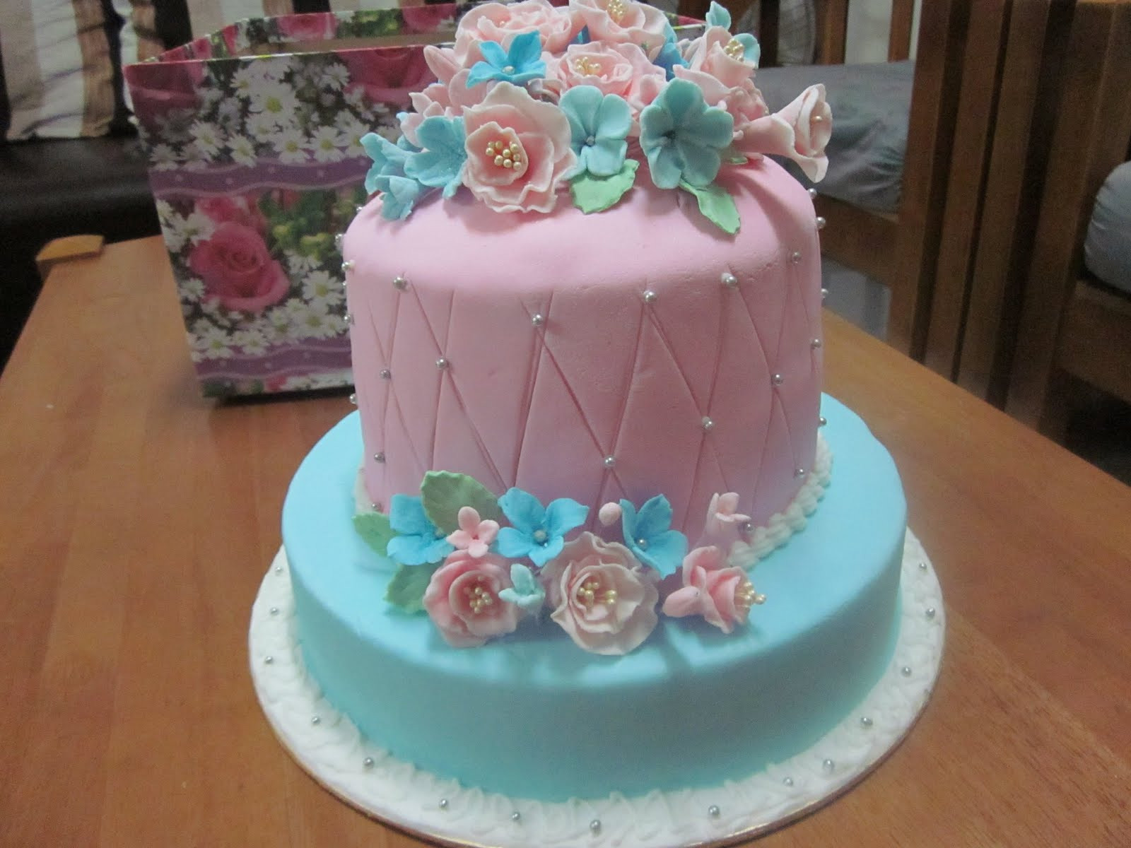 Pink And Blue Wedding Cakes
 sedap sedap belaka baby blue and pink wedding cake