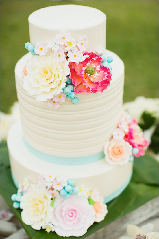 Pink And Blue Wedding Cakes
 30 Delicate White Wedding Cakes