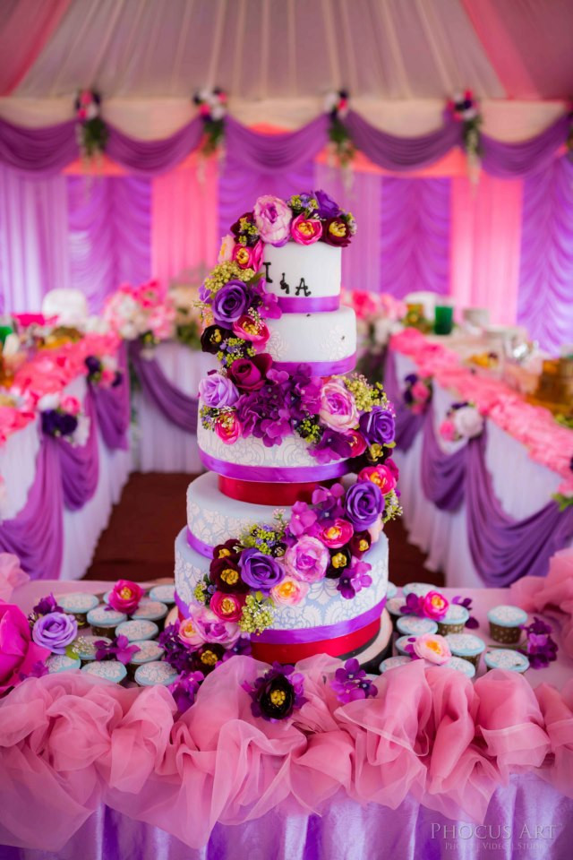 Pink And Purple Wedding Cakes
 301 Moved Permanently