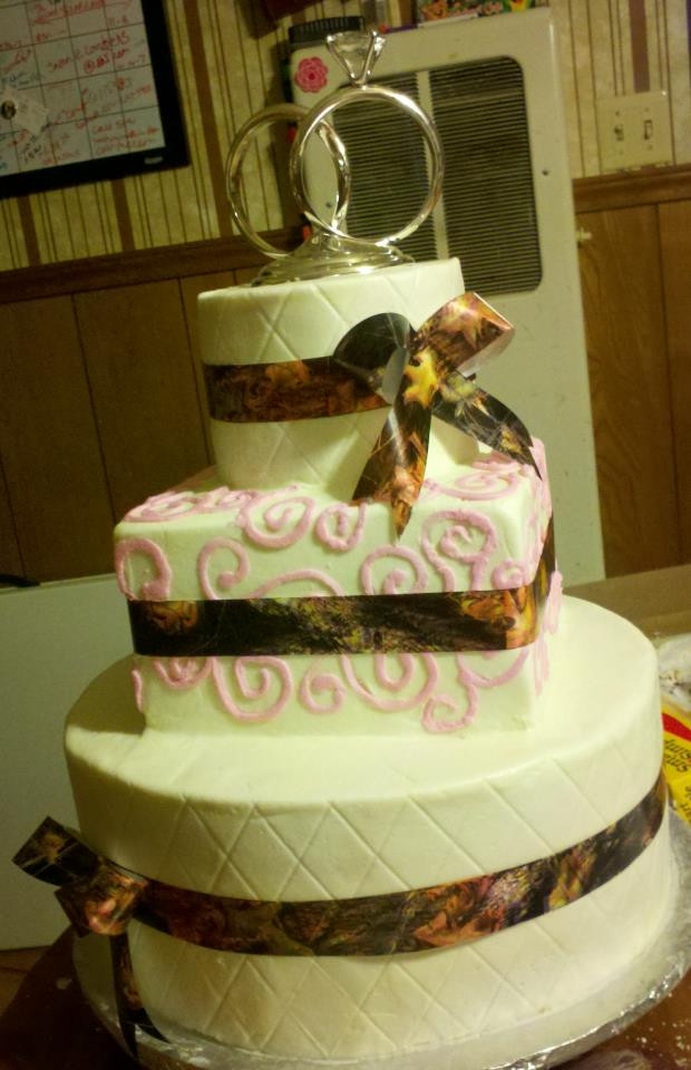 Pink Camo Wedding Cakes
 Make It Special cakes by Brid te Camo Wedding